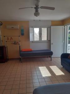 A seating area at Contrada Vento home sharing