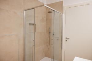 O baie la Apartment-Boutique Stella +21 fotografii