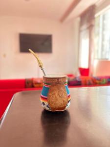 Μια τηλεόραση ή/και κέντρο ψυχαγωγίας στο Hermoso Apartamento Miraflores Central