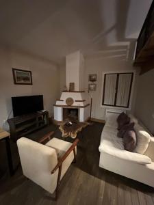 TV a/nebo společenská místnost v ubytování Hotel Epidami