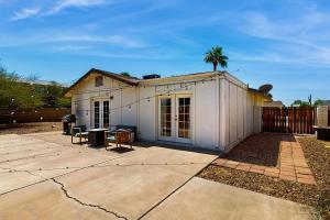 Budova, kde se prázdninový dům nachází