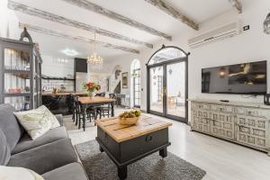 Afbeelding uit fotogalerij van Santa Ana in Costa Del Silencio +18 foto's