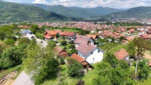 Nespecifikovaný výhled na hory nebo výhled na hory při pohledu z apartmánu