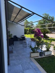 Jardí fora de La Flacca Rooms