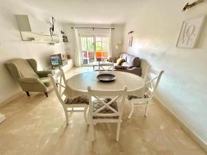 Posedenie v ubytovaní Royal Green apartment