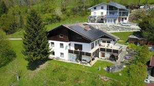 The building in which the holiday home is located