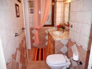 Kylpyhuone majoituspaikassa La Scaletta