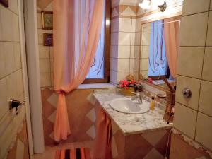 Kylpyhuone majoituspaikassa La Scaletta