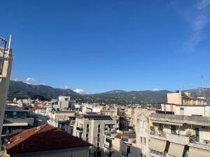 Nespecifikovaný výhled na hory nebo výhled na hory při pohledu z apartmánu