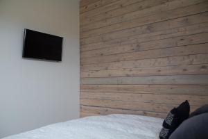 Телевізор і / або розважальний центр в Myri - Studio Lodge