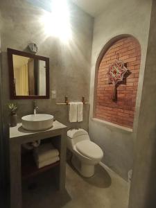 Ένα μπάνιο στο Cozy home, walking distance San Cristobal