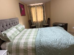 Ένα ή περισσότερα κρεβάτια σε δωμάτιο στο Seaview Flat Cobh