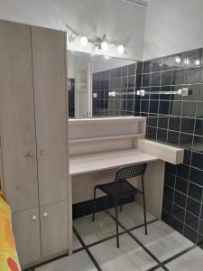 Bilik mandi di Cozy little room
