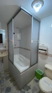 Koupelna v ubytování Hotel El Bosque