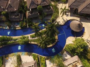 an overhead view of a swimming pool at a resort at Pool Villa Merumatta Senggigi in Senggigi