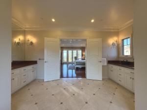 Los Altos Hills5BR Luxury with KTV, Pool, View, Near Stanford的相册照片