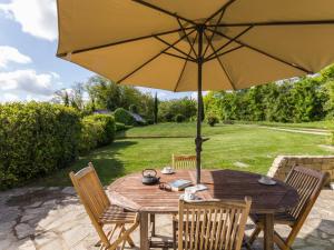 Κήπος έξω από το Gîte familial rénové avec jardin, activités extérieures et recharge électrique à Mesquer - FR-1-306-843