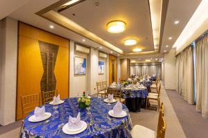 Cainta에 위치한 Santorini Hotel에서 갤러리에 업로드한 사진