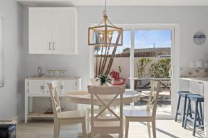 Φωτογραφία από το άλμπουμ του 1 Bed Cottage Walk to Beach, Bikes, Kayaks, Beach Gear, Fishing σε Englewood +21 φωτογραφίες