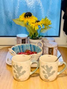 Beachfront Studio, fully equipped的咖啡和沏茶工具