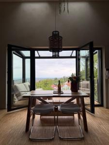 Posezení v ubytování Villa auf der Klippe