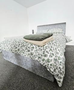 Ένα ή περισσότερα κρεβάτια σε δωμάτιο στο 1 Bedroom Apartment in Poole