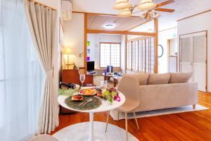 駐車場2台 海中道路や伊計島にアクセス良好 和室付き 最大5名宿泊施設 Guest house mum的休息区