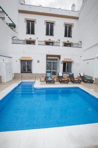 Bazén v ubytování Hostal Boutique Bajamar nebo v jeho okolí