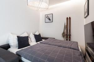 Postel nebo postele na pokoji v ubytování Endemit Apartment