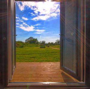 Fotografie z fotogalerie ubytování Paulton - Sleeps 2 - PetFriendly - HotTub - Garden v destinaci Bristol