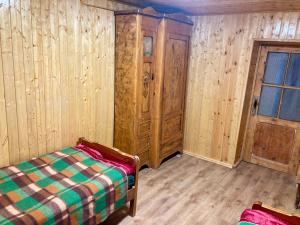 Postel nebo postele na pokoji v ubytování Guesthouse in Surami