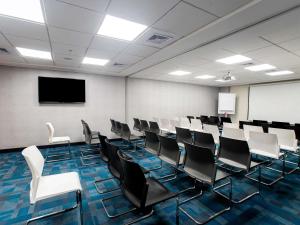 Zona business o sala de conferencias en ibis Styles Lima Benavides Miraflores