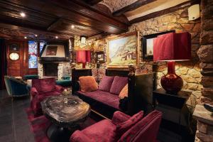 Istumisnurk majutusasutuses Resort Hotel Alex Zermatt