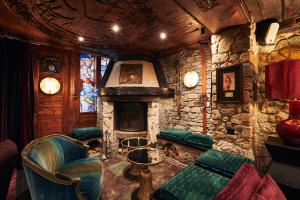 Istumisnurk majutusasutuses Resort Hotel Alex Zermatt