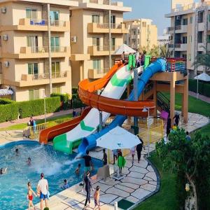 Photo de la galerie de l'établissement شالية مميز بقرية مارينا دلتا السياحية ol2o72ool82, à ‘Izbat Abū Sulayman