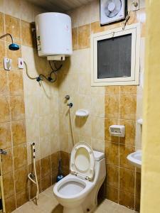 Koupelna v ubytování العييري للشقق المخدومة الدمام 2 + 11 fotografií