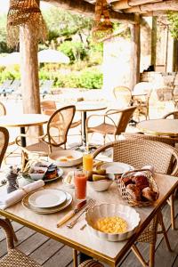 Afbeelding uit fotogalerij van Auberge de l'Oumède in Saint-Tropez