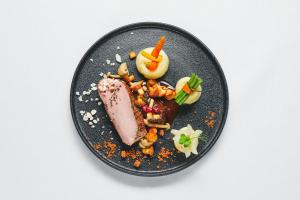 Toit hotelli aladel või selle läheduses