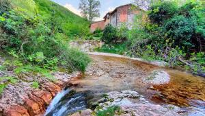 Gallery image of Cottege in Pietra sul Fiume in Frontone