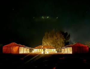 Fotografie z fotogalerie ubytování Desert Nights Camp v destinaci Merzouga