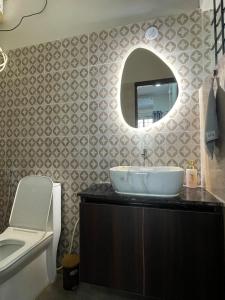 Koupelna v ubytování Fiorella Villa-Villa with Pool and Outdoor Bar