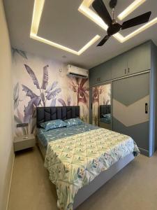 Postel nebo postele na pokoji v ubytování Fiorella Villa-Villa with Pool and Outdoor Bar