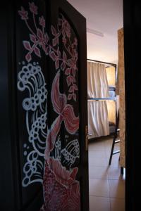 Letto o letti in una camera di Shkodra Hostel & Day Tours