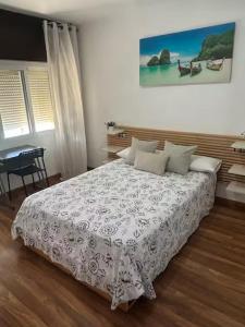 Posteľ alebo postele v izbe v ubytovaní Aime Benalmádena + 19 fotografií