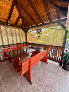 Restaurace v ubytování Vila Aron