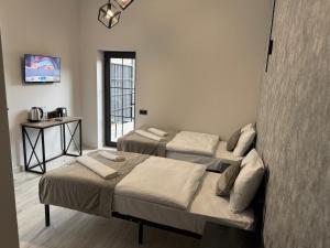 Mony Hotel tesisinde bir televizyon ve/veya eğlence merkezi