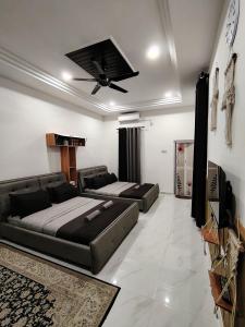 Μια τηλεόραση ή/και κέντρο ψυχαγωγίας στο Mini Concept Hotel