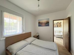 Gambar di galeri bagi Petita Garden Apartman di Siófok