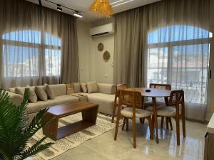 Χώρος καθιστικού στο New Cairo Chic Studio 3