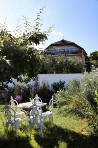 Gallery image of Annabella Apartmanház in Balatongyörök